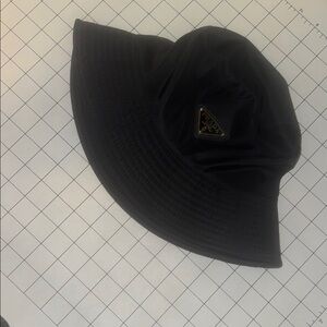 Prada Black Classic Bucket Hat with Logo